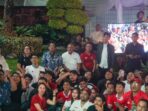 Ribuan-Suporter-Padati-Kemenpora-Sesmenpora-Terus-Dukung-Perjuangan-Timnas-U-23-Indonesia-Tembus-Olimpiade-2024-Paris