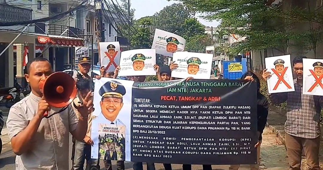 Ketua DPW PAN NTB Diduga Korupsi, Mahasiswa NTB Menggelar Aksi di Kantor DPP PAN